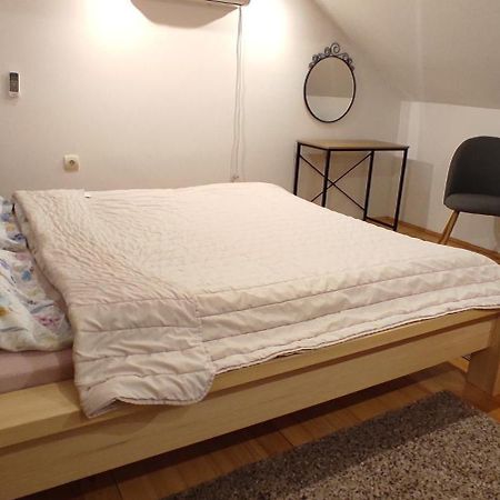 Apartmani Jovanovic เปรูชาซ ภายนอก รูปภาพ