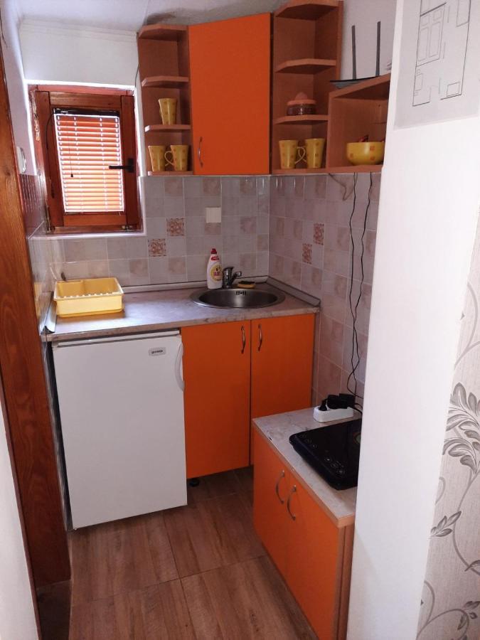 Apartmani Jovanovic เปรูชาซ ภายนอก รูปภาพ