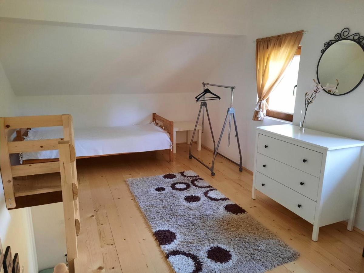 Apartmani Jovanovic เปรูชาซ ภายนอก รูปภาพ