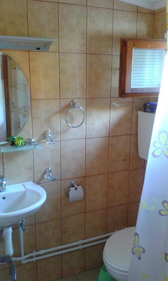 Apartmani Jovanovic เปรูชาซ ภายนอก รูปภาพ
