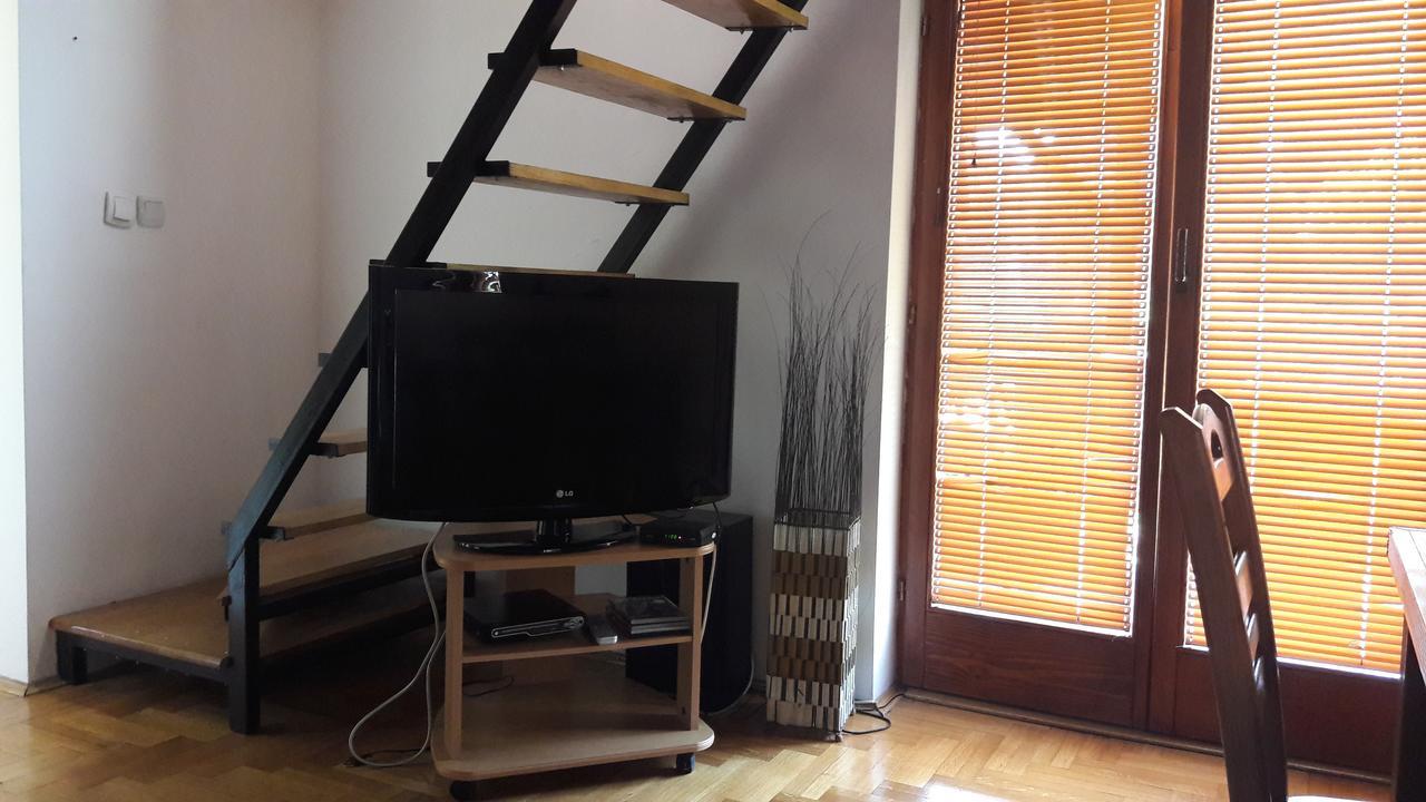 Apartmani Jovanovic เปรูชาซ ภายนอก รูปภาพ